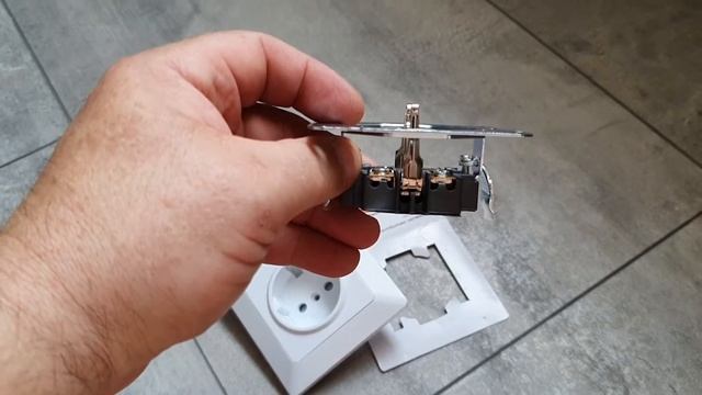 Куда подключить провод заземления