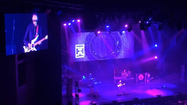 ПИКНИК - Фиолетово-черный смотреть онлайн