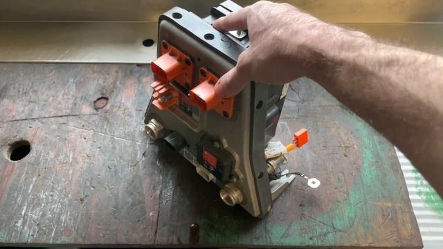 Chevy Volt won’t start, won’t move - faulty contactor assembly P0ABC code смотреть онлайн