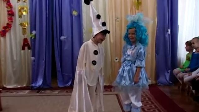 Пьеро и Мальвина (видео Максима Мергалиева) смотреть онлайн