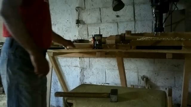 Изготовление табурета / Production of a wooden chair смотреть онлайн