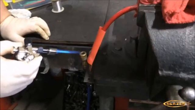 The Blazer Products GB 2001 Butane Refillable Micro Torch смотреть онлайн