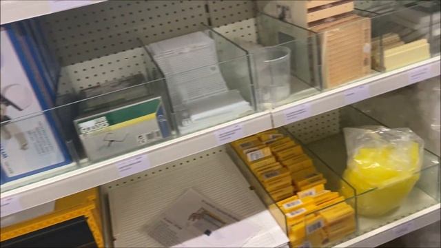 Пчеловодство. Франция. Thomas Apiculture - Магазин для пчеловодов. / Улей ин/ beekeeper shop смотреть онлайн