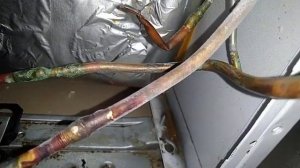 Как убрать лишний фреон из системы при заправке в неё фреона больше чем указано на шильдике.