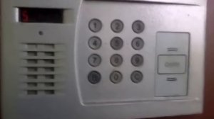 Как открыть любой домофон без ключа и кодов.