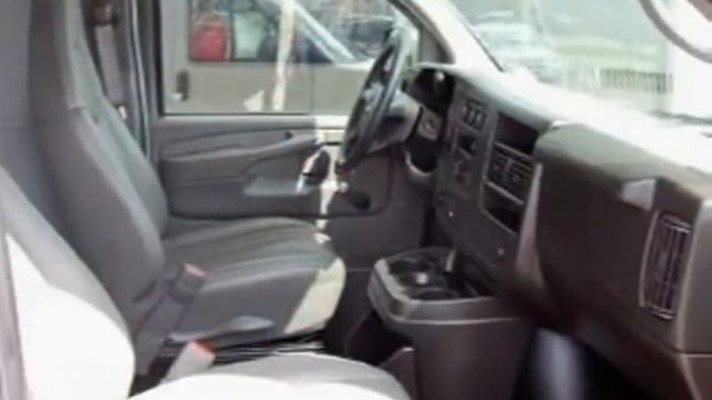 2009 Chevrolet Express Cargo Van Madison WI смотреть онлайн