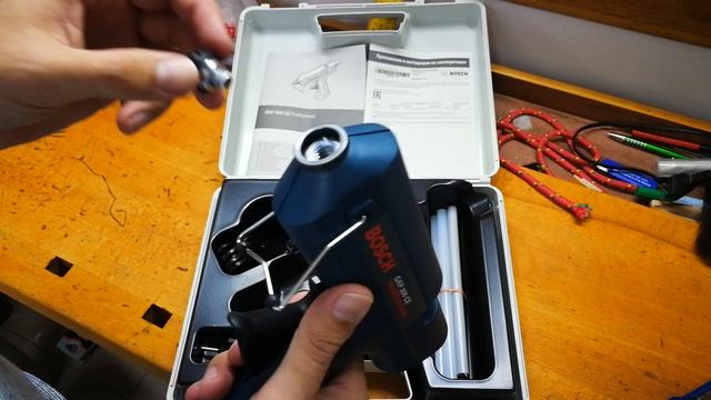Unpacking / unboxing glue gun Bosch GKP 200 CE 0601950703 смотреть онлайн