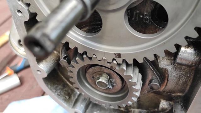 Зазор в новых шестернях ГРМ
