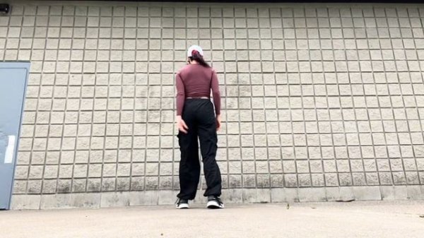 Easy Breakdown of Shuffle Choreography - Unlock Your Dance Potential!