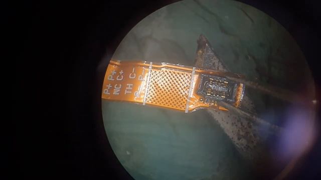 técnica simples ,rápida e segura pra trocar conector de bateria e lcd part#1 смотреть онлайн