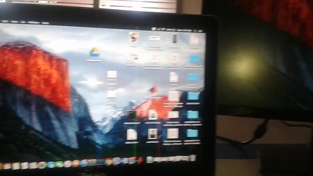 Vertical lines Problem in Screen Mac Book Pro Early 2011 : Fix in need смотреть онлайн