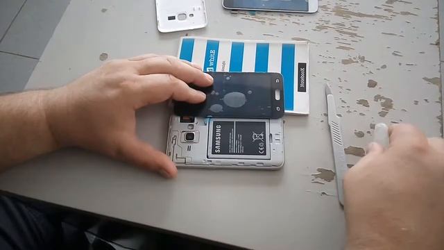 Нерабочий дисплей на Samsung J1 2016 смотреть онлайн