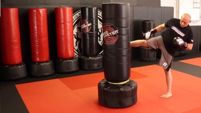 KICKBOXING FUNDAMENTALS: Basic Kickboxing Techniques