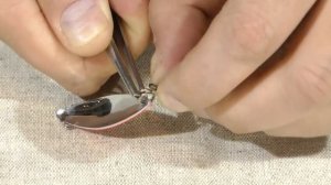 Как аккуратно и быстро разжать заводное кольцо.