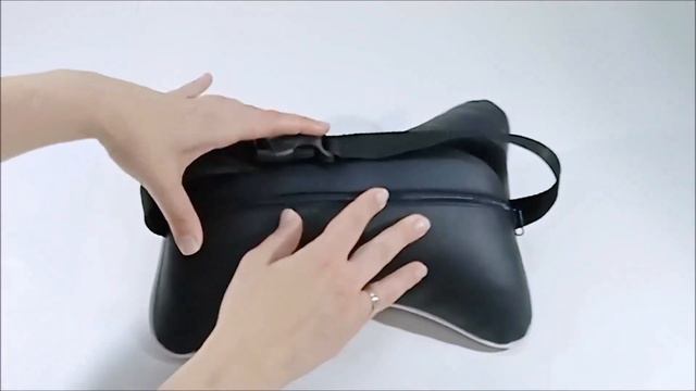 Подушка на подголовник автомобиля, из экокожи, черная, с черной перфорированной вставкой 866 смотреть онлайн