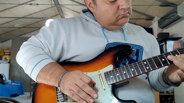 Fender Stratocaster Plus first test after modding pickups 😜 смотреть онлайн