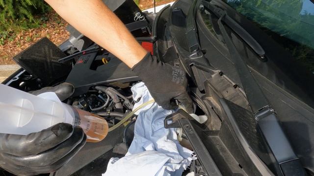 GR Yaris: How To Fix Gearbox Problems at Home, Clutch Bleeding смотреть онлайн
