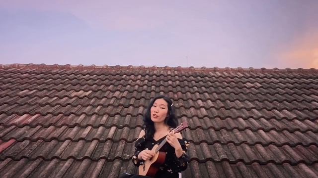 Powfu - death bed (Ukulele Cover) + Chords (coffee for your head) by Chairia Tandias смотреть онлайн