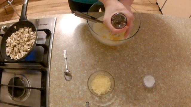 Омлет с грибами в духовке смотреть онлайн