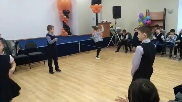 17.11.2017 Растяни меха гармошка 04 смотреть онлайн