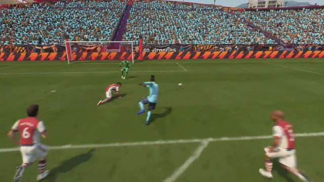 FIFA 22 | Yashin Headbutts Carlos!?!? смотреть онлайн