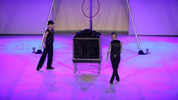 Magic Illusion - A Touch of Absence by Tristan Magic (Magic Music Performance) / Emotional Act