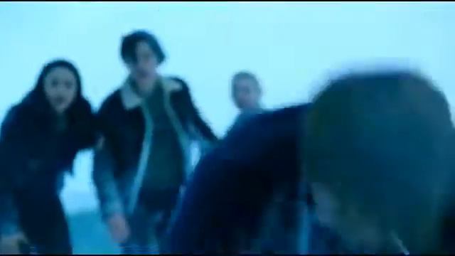 Всё можно сделать ради друзей😦😦😦