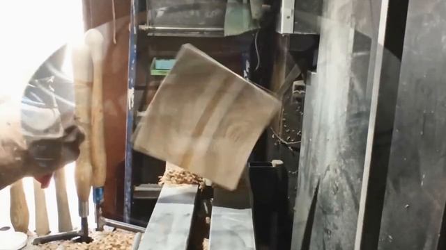 Точение квадратных тарелок на токарном. смотреть онлайн