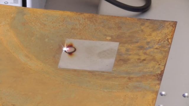 Пробная лазерная резка металла толщиной 1 мм. Продаем лазеры для резки и гравировки металла. смотреть онлайн