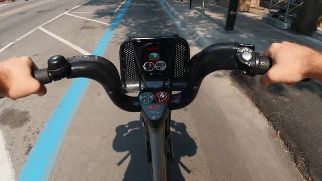 Best City in America for Cycling? E1 - Montréal, QC смотреть онлайн