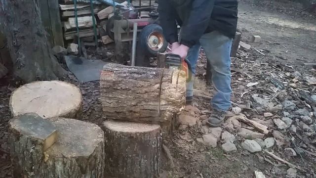 Husqvarna 440  Vs  Husqvarna 435 - Comparison