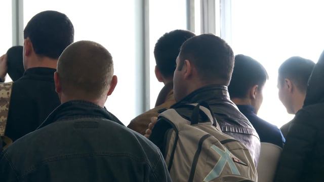 23.11.2017 Жительница Смирныховского района прописала в квартире шесть мигрантов смотреть онлайн