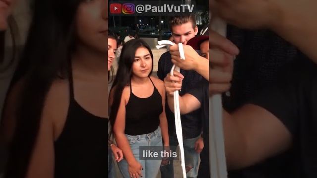 People React To CRAZY Street MAGIC! (Los Angeles/NewYork)? Instagram @ paulvutv Learn Free Magic: смотреть онлайн