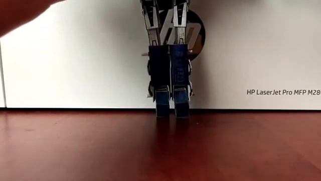 Трансформеры/Оптимус Прайм (Модель из бумаги) смотреть онлайн