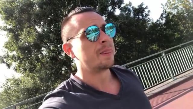 О тараканах в моей голове, начало марафона, влоги, ваши вопросы | Оперативка Live Show #2 смотреть онлайн