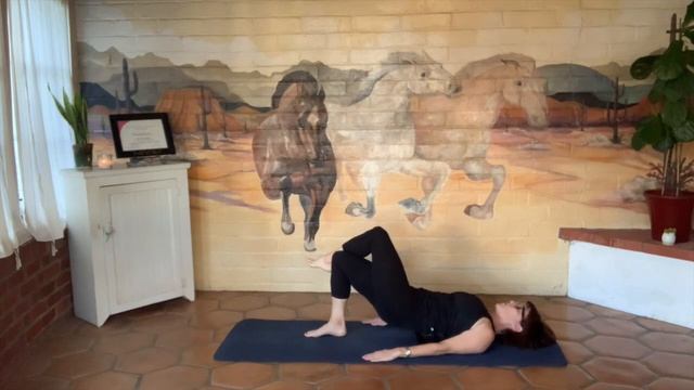 Pilates 7 Day New Year Challenge - Day 2 смотреть онлайн