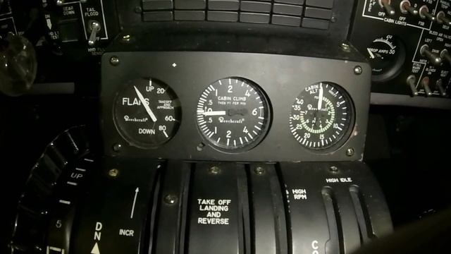 1/3 Présentation du Cockpit Proline 21 - Kingair 200 - GoPro Full HD (1080p) смотреть онлайн