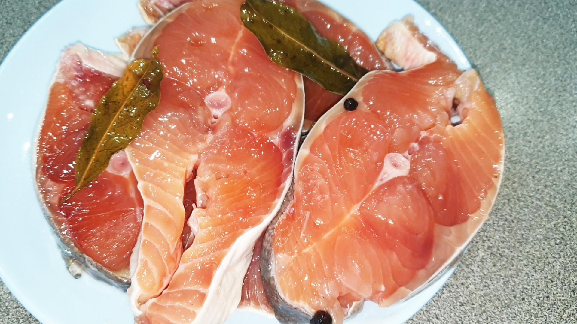 КРАСНАЯ РЫБА - НЕЖНЕЙШАЯ, КАК МАСЛО. Маринование ЛЮБОЙ красной рыбы -простой способ.