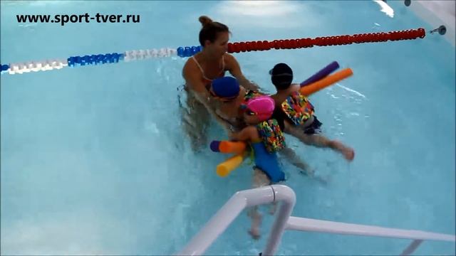 Летняя школа плавания в фитнес-клубе «Румянцево» смотреть онлайн