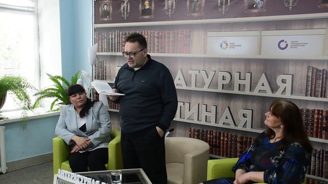 Сергей Ильиных // ПОЭТ // смотреть онлайн