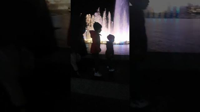 Прогулка с семьёй! Карагайлы! Семей! Фонтан! смотреть онлайн