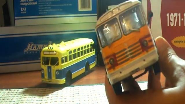 Автобусы ЗИС-155 и ЗИЛ-158 от АИСТА и СОВЫ обор 1:43 смотреть онлайн