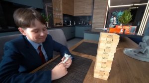 СЫН УКРАЛ У МЕНЯ ДЕНЬГИ И ОТДАЛ ГОПНИКАМ