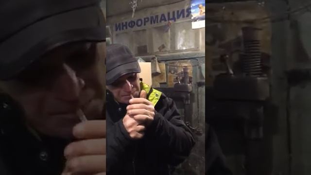 Прикол！ Что тяжелее 1кг железа или 1кг ваты