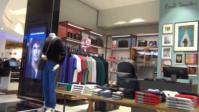 Inside DXB Dubai Airport Terminal 1