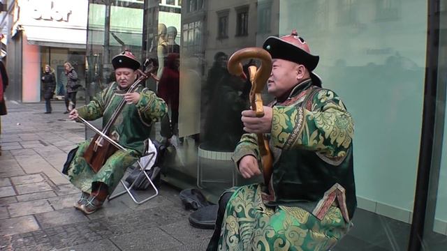 Mongolian Throat Singers смотреть онлайн