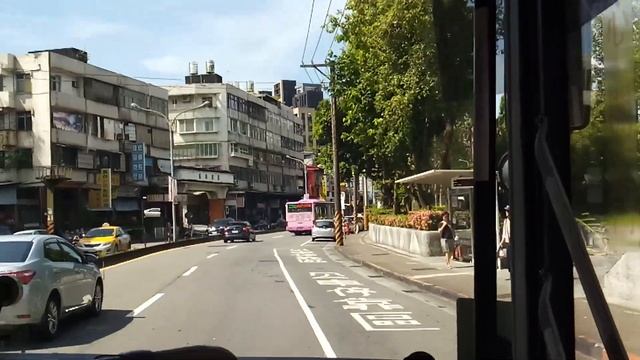 東南客運 298 回程路程景-2(大安國宅-萬芳社區) смотреть онлайн
