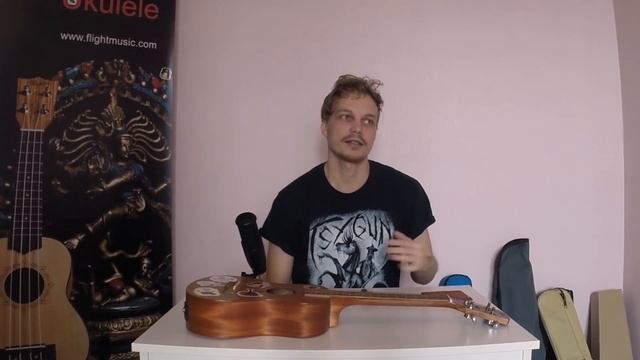 КАК и ЗАЧЕМ менять струны на УКУЛЕЛЕ смотреть онлайн