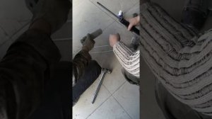 Замена заднего амортизатора Мерседес w204 за 4 минуты