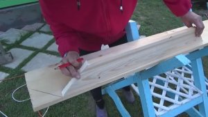 6 соток 11 октября. Начала делать угловые полки. Готовлю душ к зиме. Кашпо обива